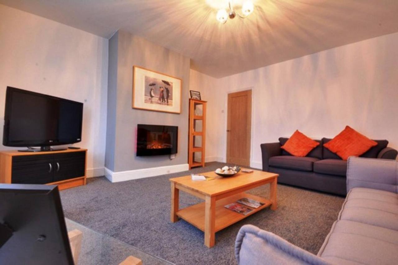 Birkdale Southport Boutique Apartment Sleeps 5 Exteriör bild