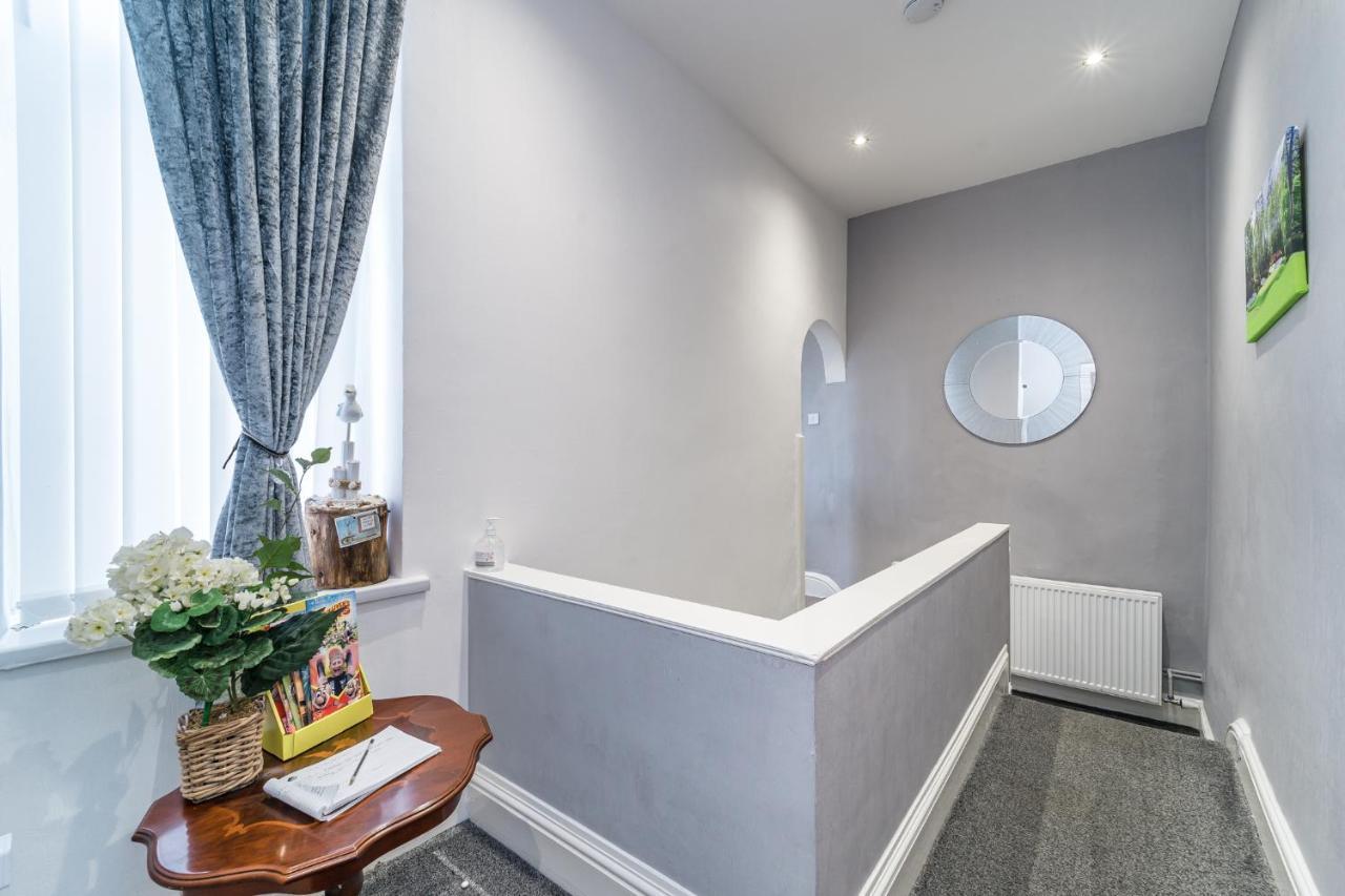 Birkdale Southport Boutique Apartment Sleeps 5 Exteriör bild